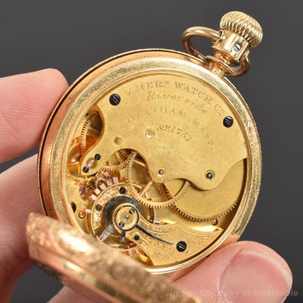 Photo showing the exterior of the Fitch Patent Beveled Invisible Centre Case
Notice the center of the case is encapsulated
Image Courtesy of Invaluable